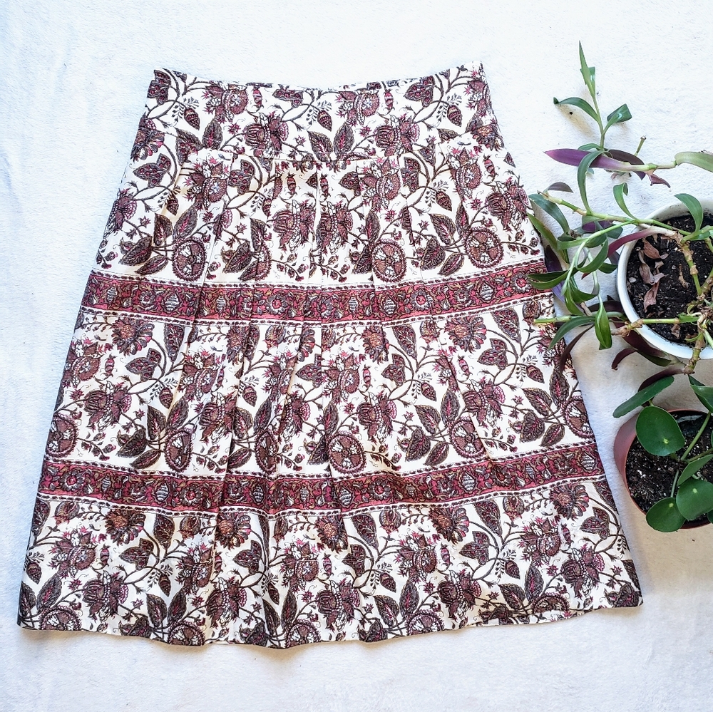Pattern Silk Skirt with pockets!
